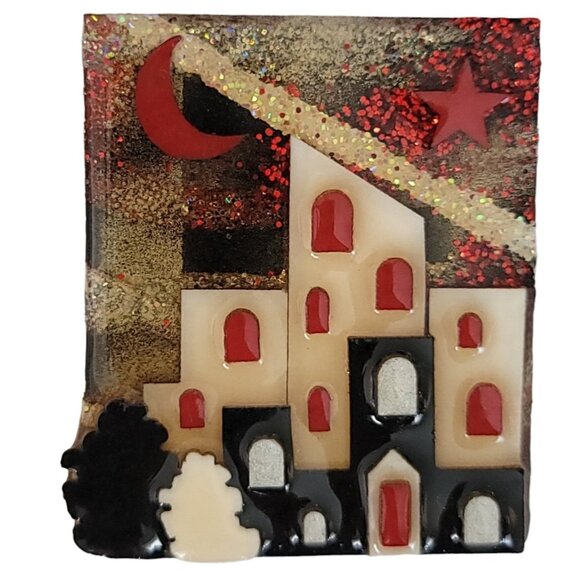 Lucinda Red Black Cream House Brooch K496 - Picture 1 of 6